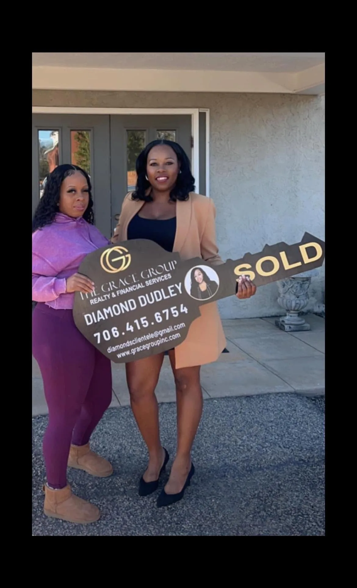 Custom yard sign produced by Fontz Graphics Designs