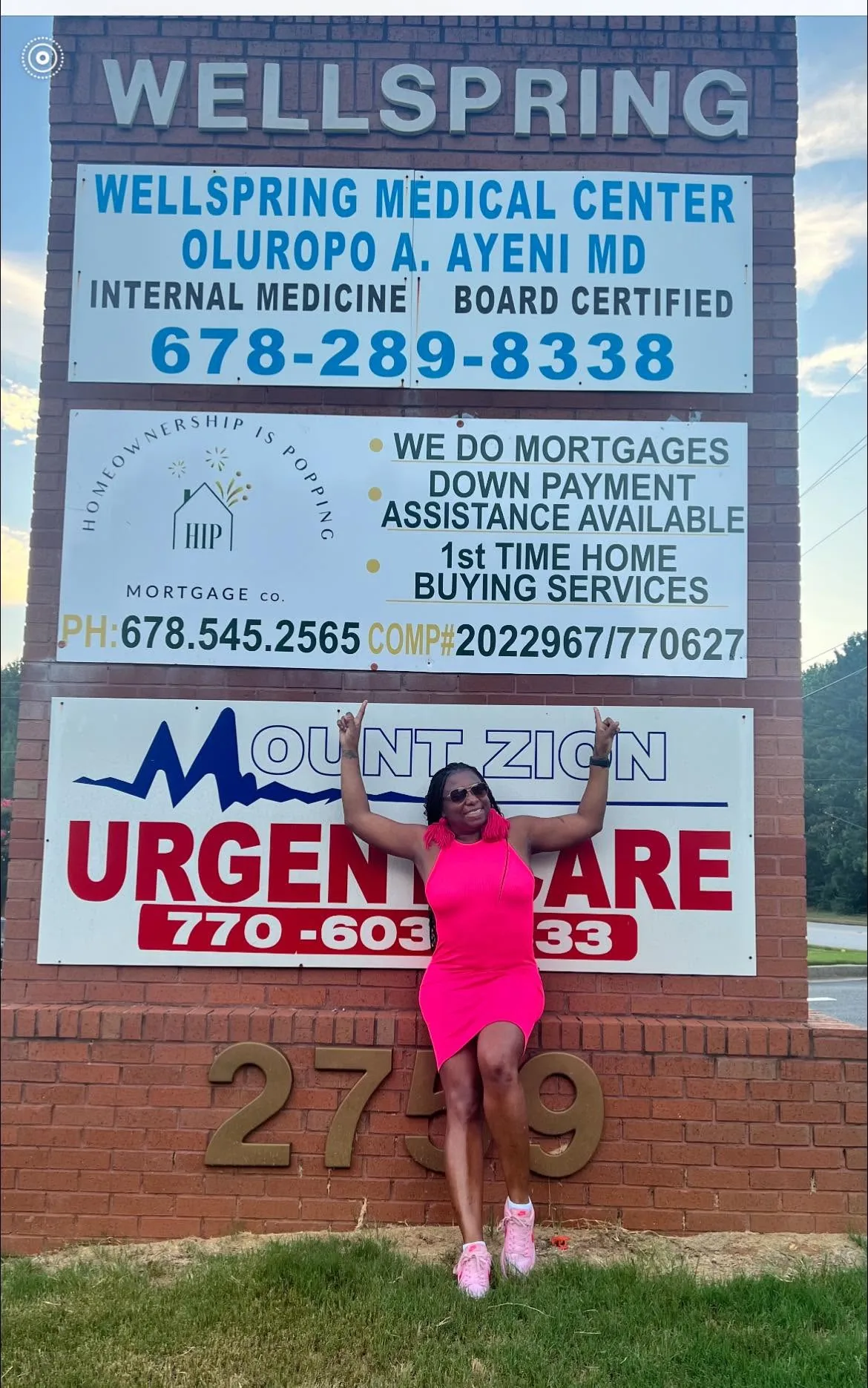 Multi-tenant monument sign produced by Fontz Graphics Designs